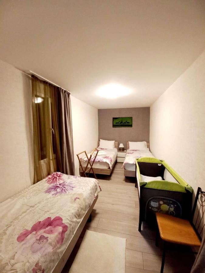 Boutique Apartment 17 Tbilisi Bagian luar foto