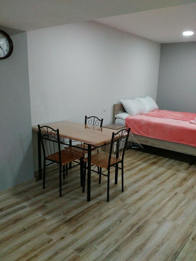 Boutique Apartment 17 Tbilisi Bagian luar foto