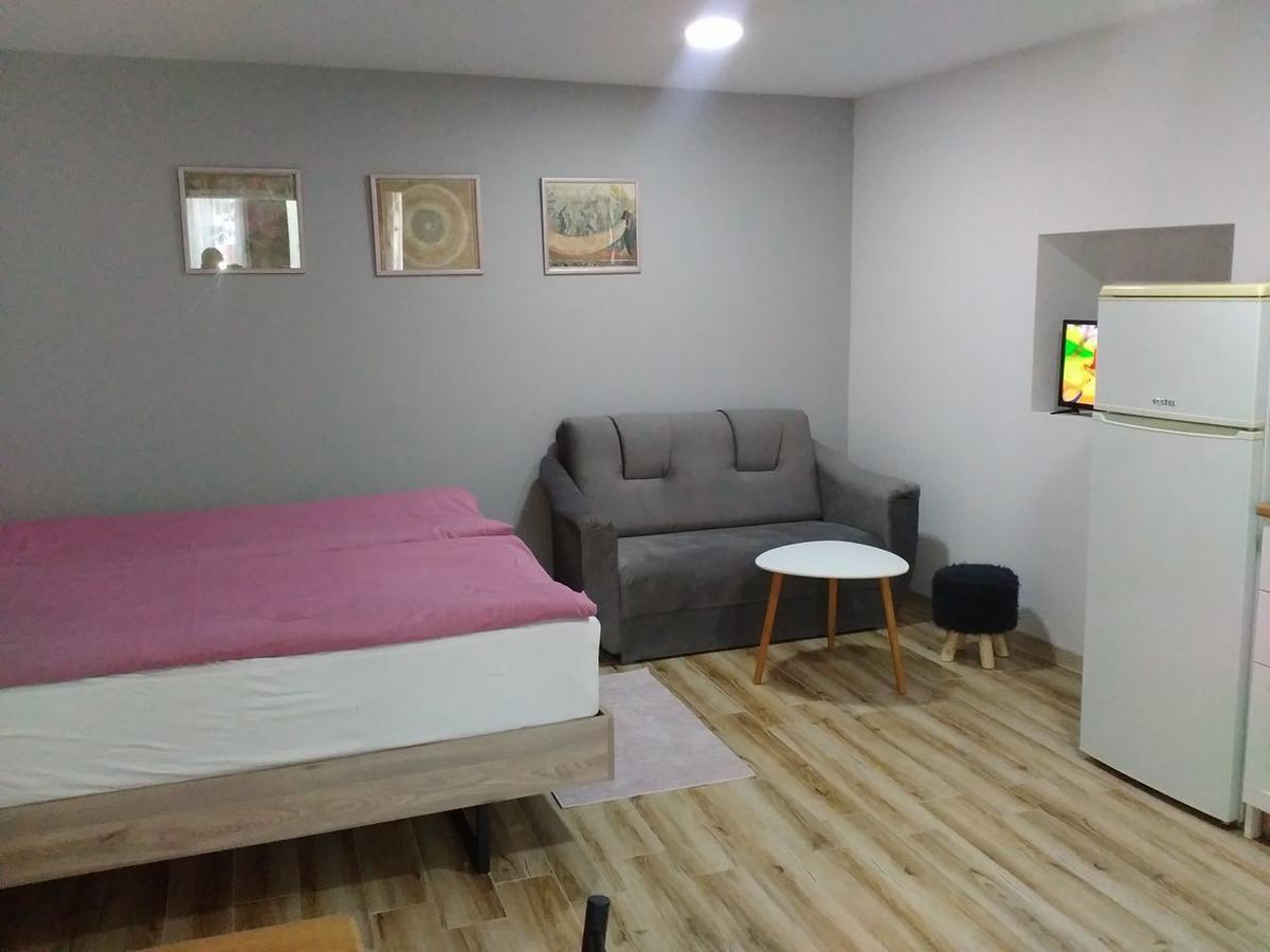 Boutique Apartment 17 Tbilisi Bagian luar foto