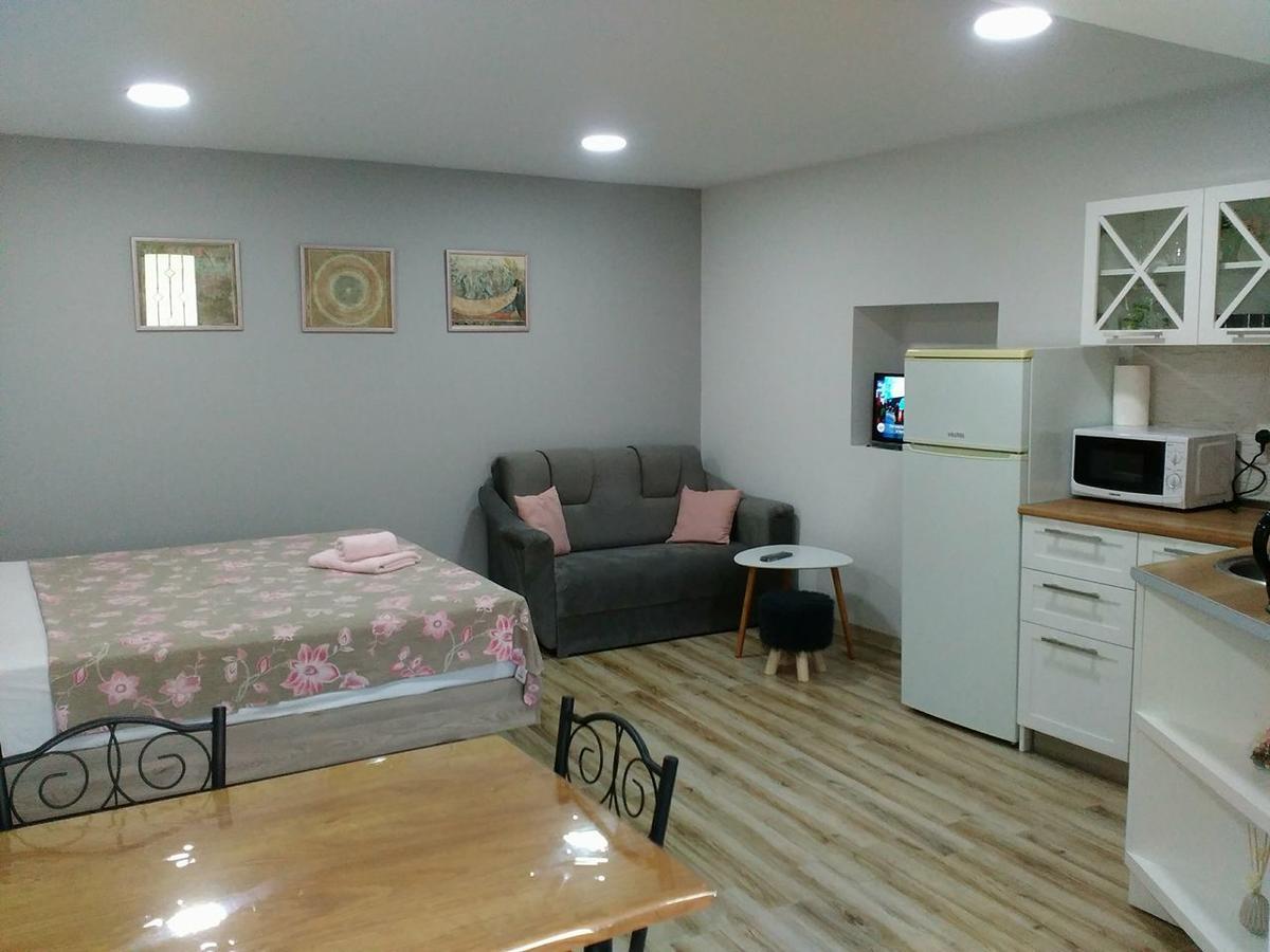 Boutique Apartment 17 Tbilisi Bagian luar foto